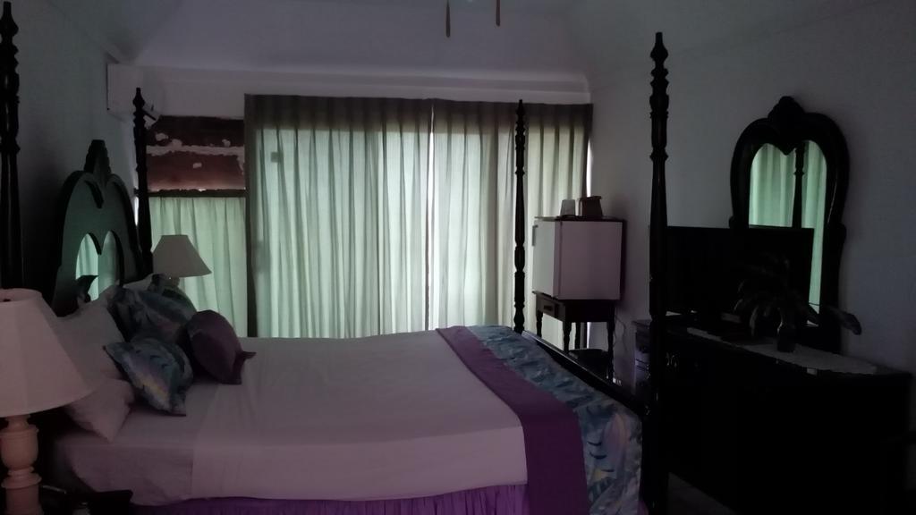 Hotel Relax Resort Montego Bay Exterior photo