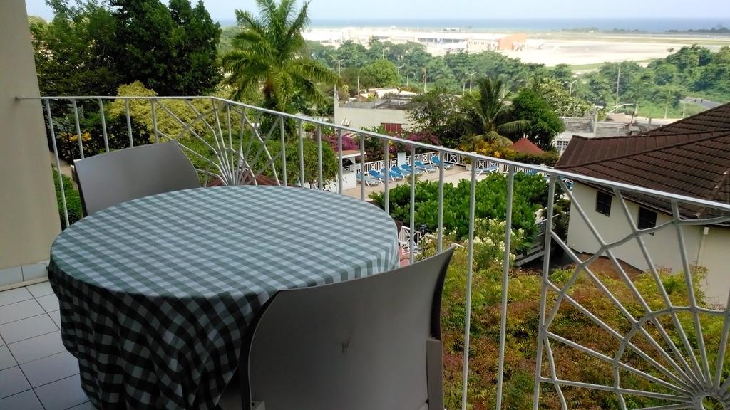Hotel Relax Resort Montego Bay Exterior photo